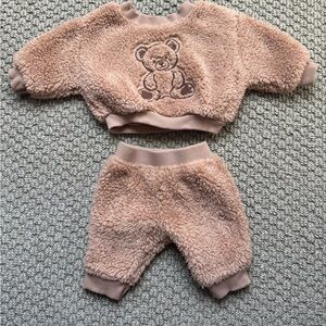 Cat & Jack Tan Teddy Bear Kids Matching Set